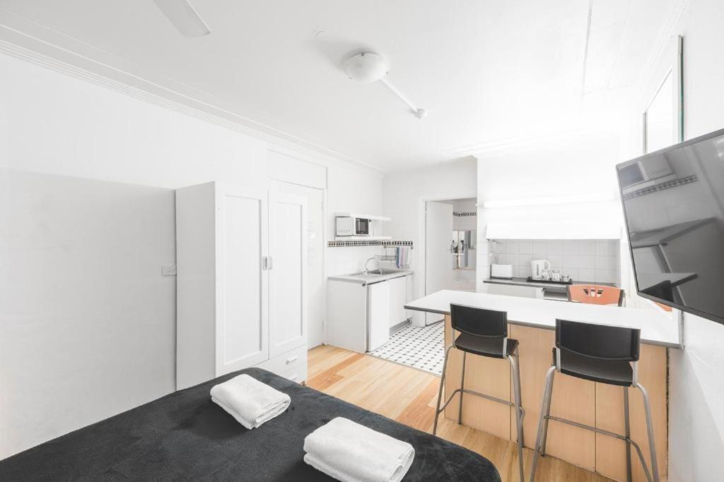 סידני Manly Waves Studios & Apartments מראה חיצוני תמונה